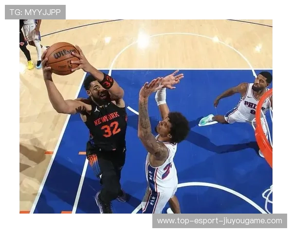 尼克斯球迷为球队连胜狂欢，主场气氛爆棚，尼克斯队的比赛